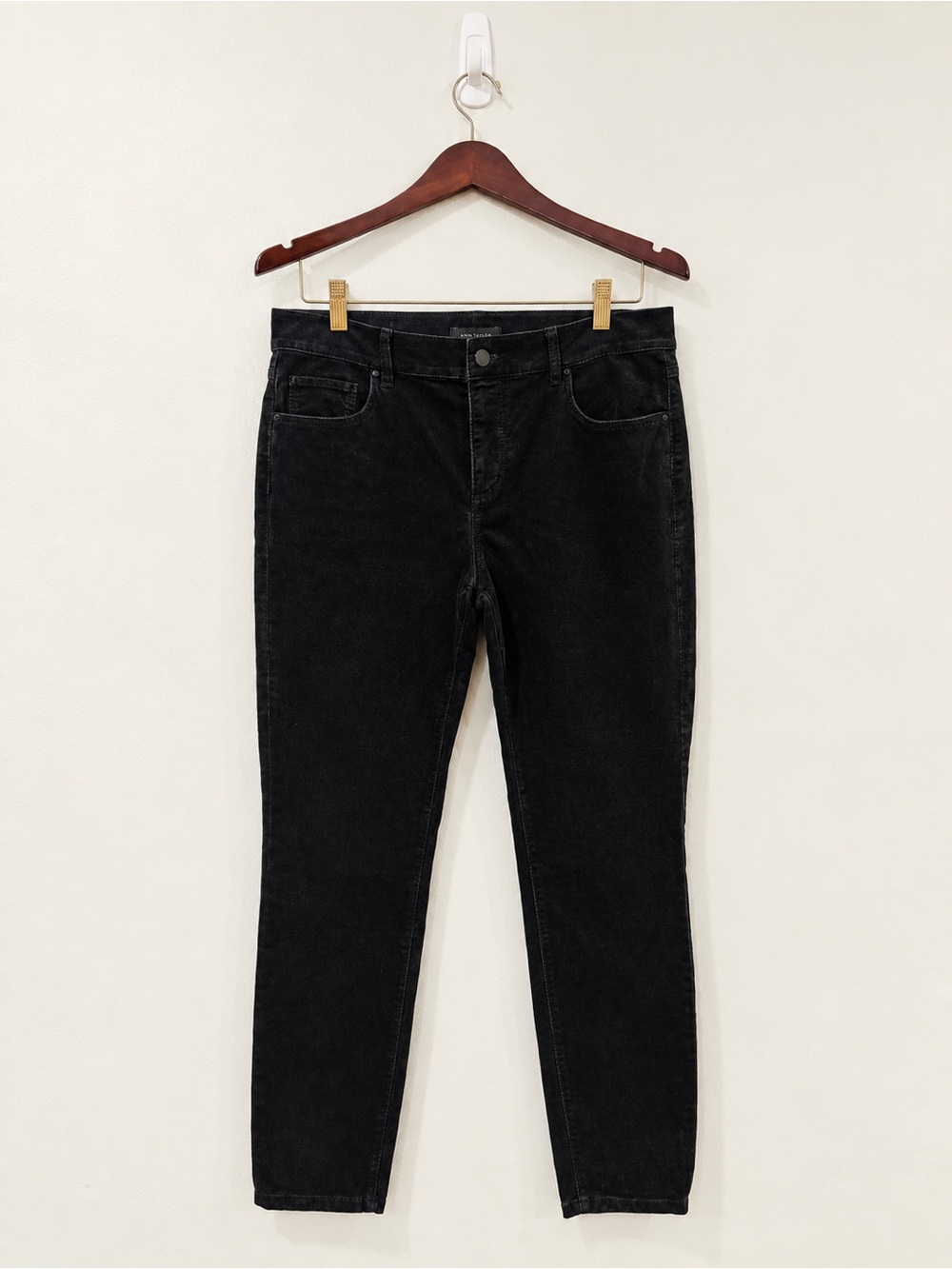 Ann Taylor The Skinny Modern Fit Black Velvet Jeans Size 10